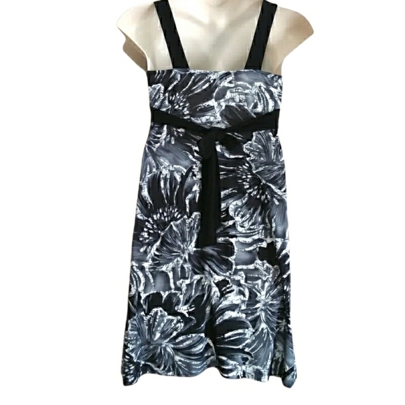 Casual Land Women's V-Neck Floral Print Midi Dress - Picture 2 of 6